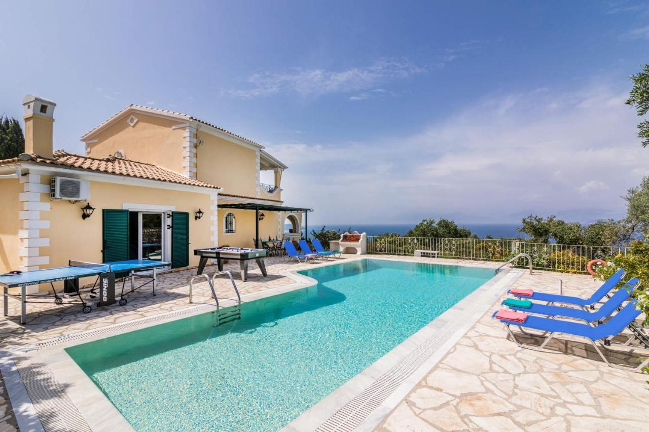 Villa Vingla By Villa Plus Kassiopi Exterior foto